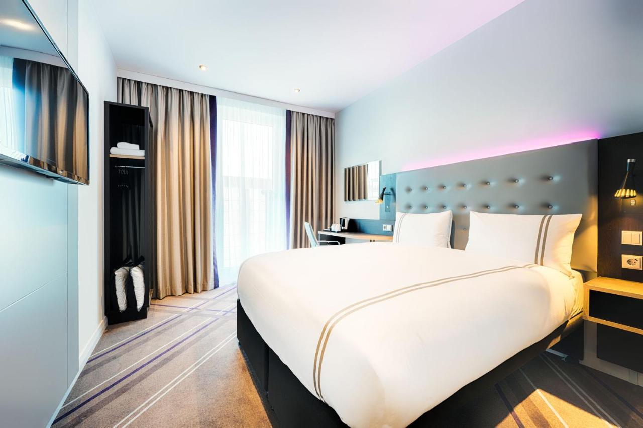Premier Prager Strasse 3*