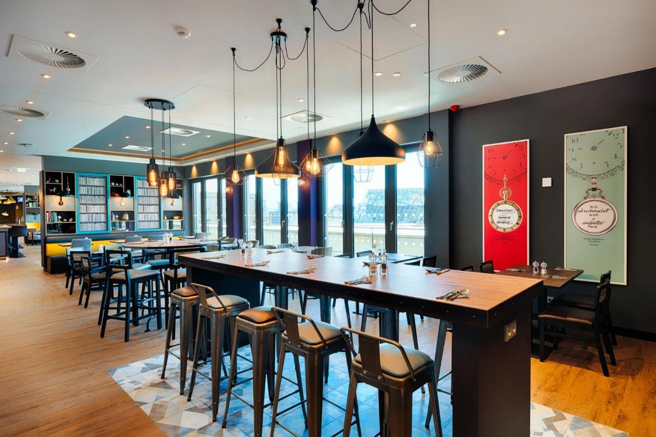 Premier Prager Strasse Hotel